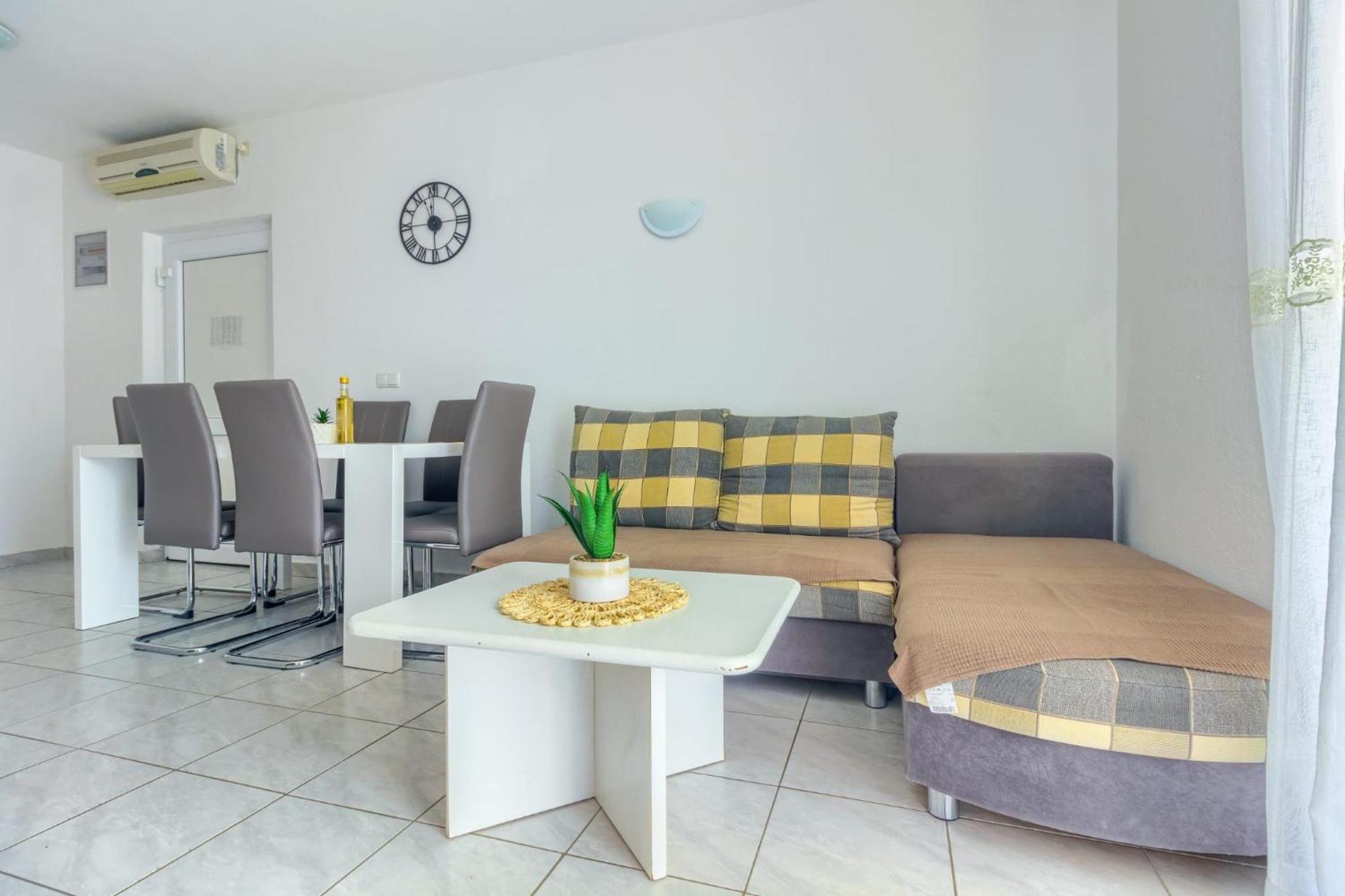 Ann Apartment Marina Luaran gambar